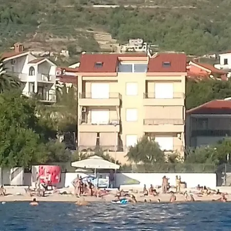 Cappuccino Podstrana